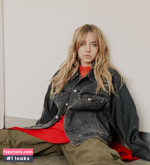 Sydney Sweeney gallery photo #4597