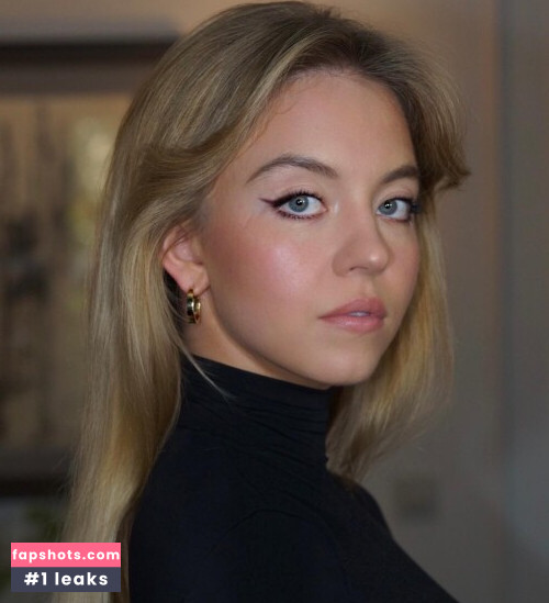 Sydney Sweeney gallery photo #4604