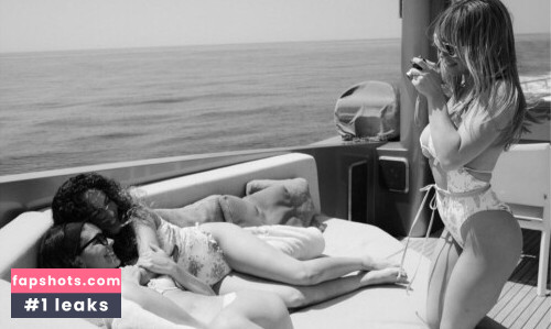 Sydney Sweeney gallery photo #4644