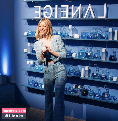 Sydney Sweeney gallery photo #4663