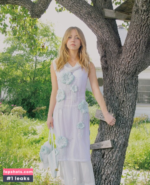 Sydney Sweeney gallery photo #4721