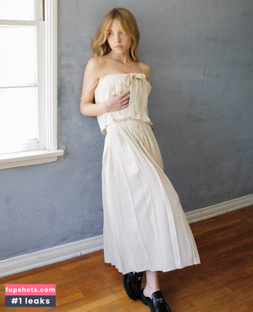 Sydney Sweeney gallery photo #4726