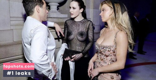 Sydney Sweeney gallery photo #4829