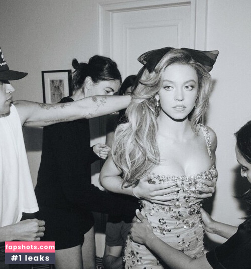 Sydney Sweeney gallery photo #4852