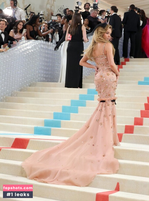 Sydney Sweeney gallery photo #4862