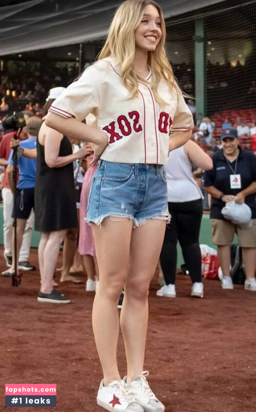 Sydney Sweeney gallery photo #4907