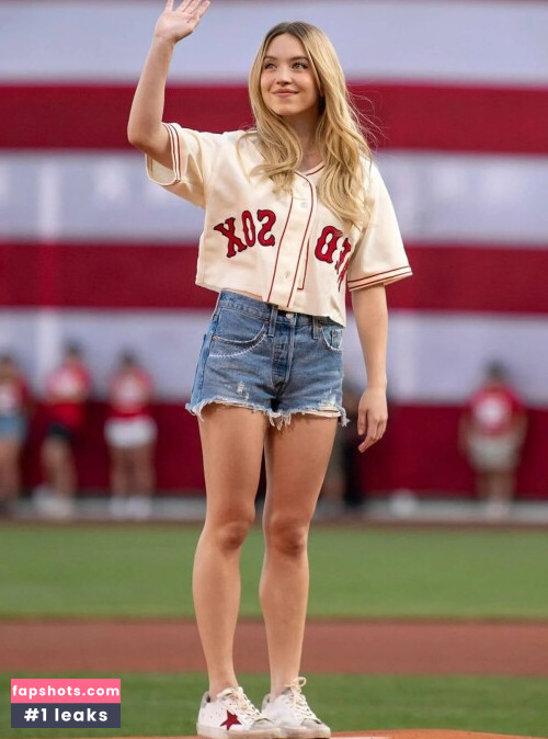 Sydney Sweeney gallery photo #4909