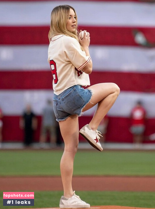 Sydney Sweeney gallery photo #4911