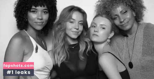 Sydney Sweeney gallery photo #4999