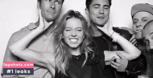 Sydney Sweeney gallery photo #5002