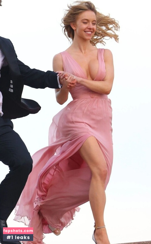 Sydney Sweeney gallery photo #5061