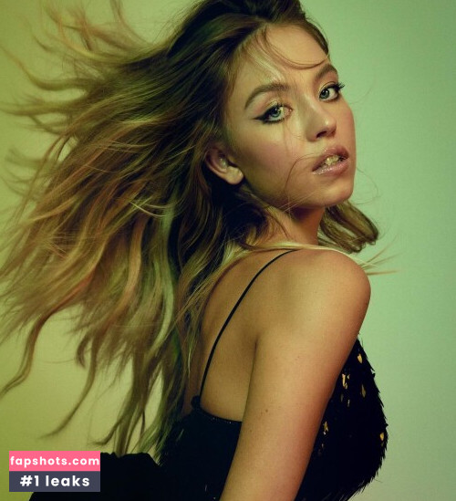 Sydney Sweeney gallery photo #5103