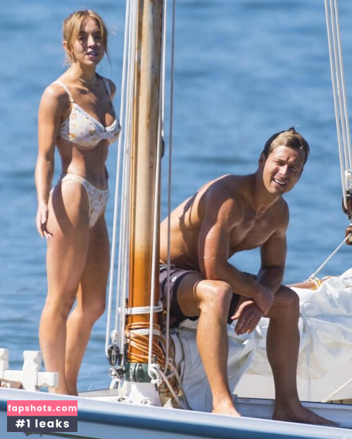 Sydney Sweeney gallery photo #5139