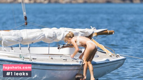 Sydney Sweeney gallery photo #5162