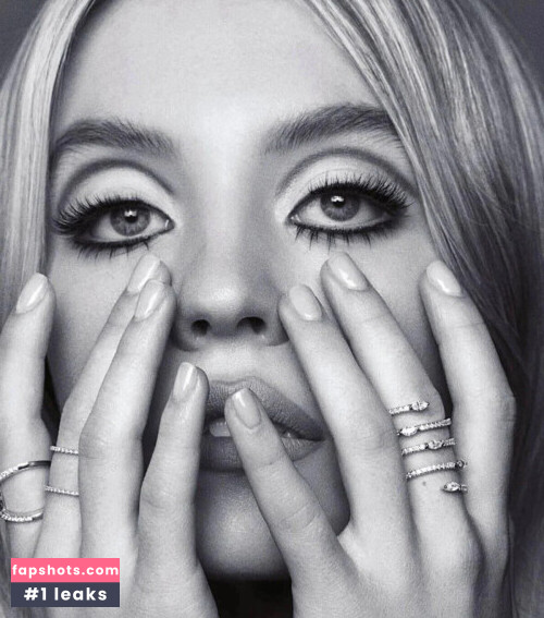 Sydney Sweeney gallery photo #5233