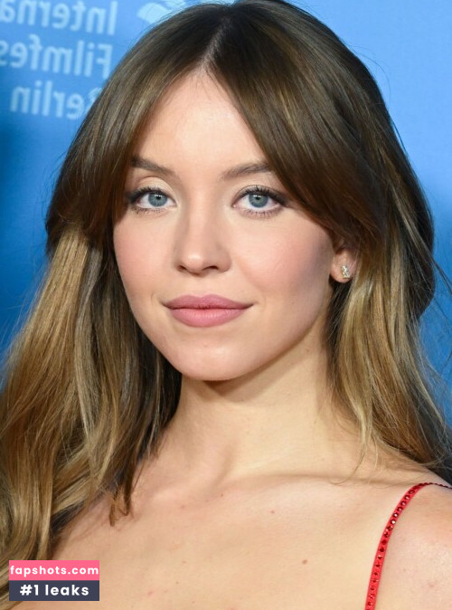 Sydney Sweeney gallery photo #5298