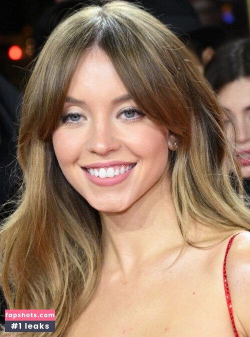 Sydney Sweeney gallery photo #5312
