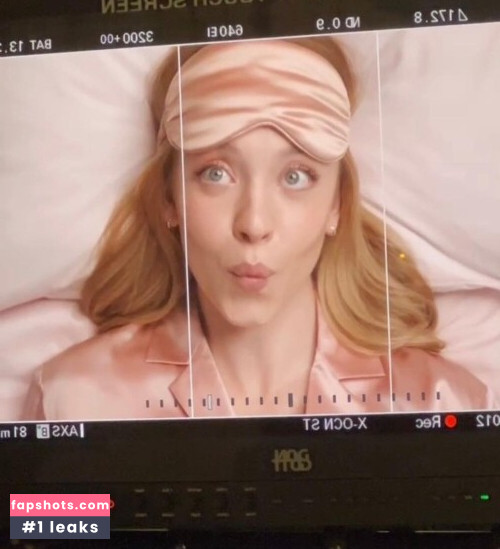 Sydney Sweeney gallery photo #5351