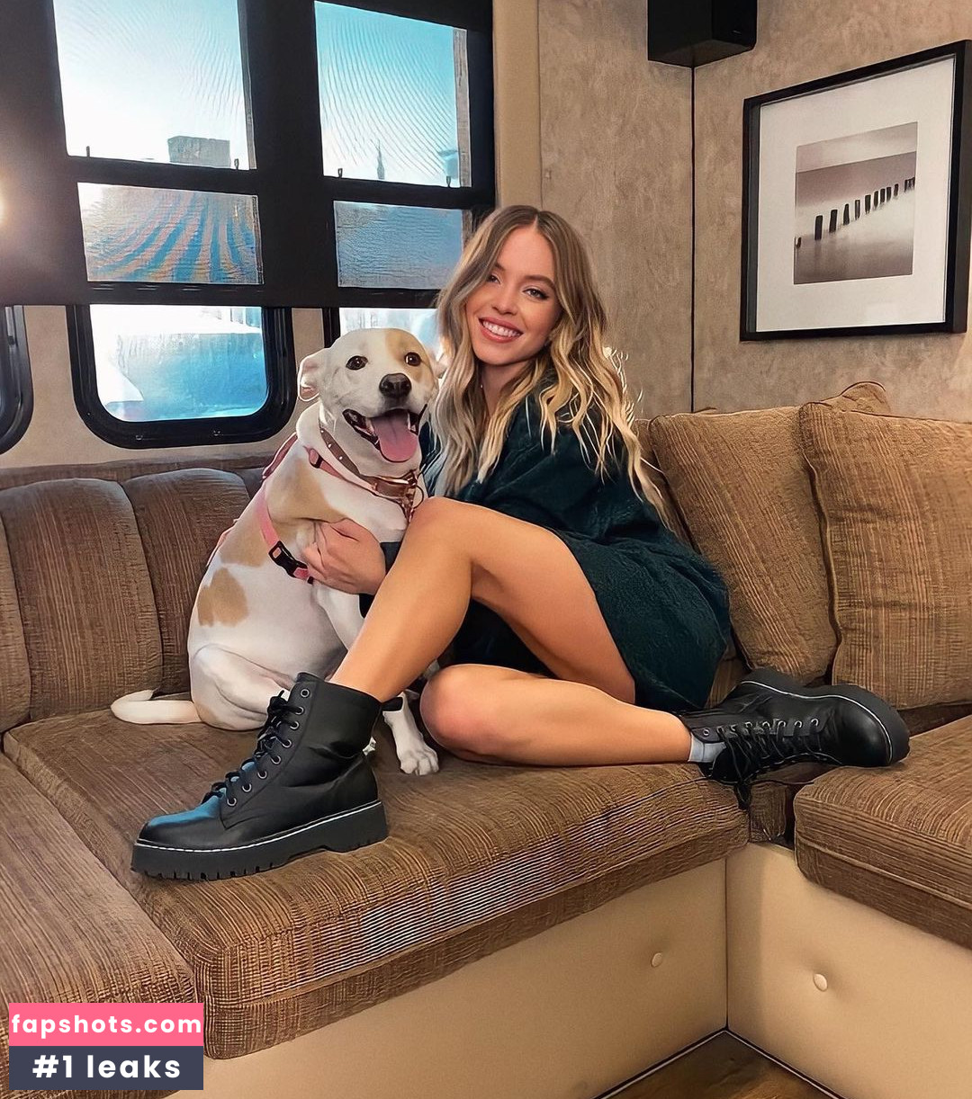 Sydney Sweeney gallery photo #5363