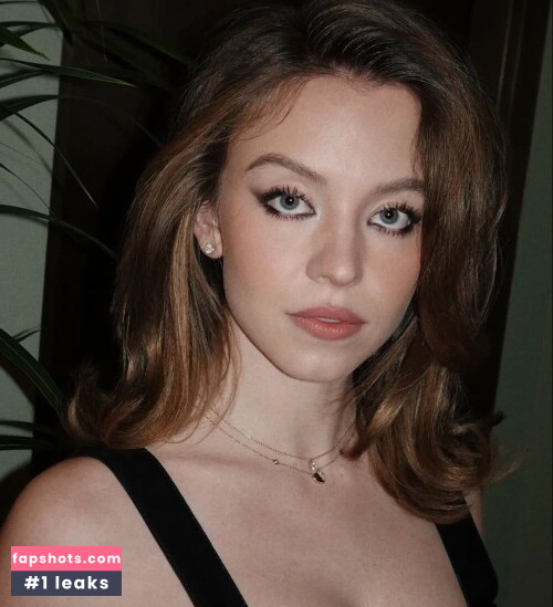 Sydney Sweeney gallery photo #5368