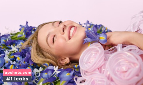 Sydney Sweeney gallery photo #5374