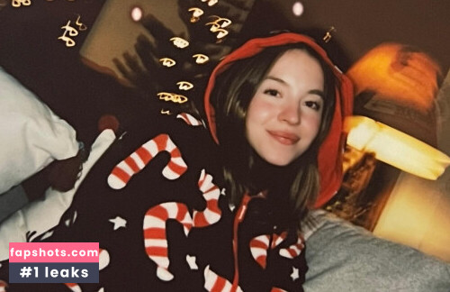 Sydney Sweeney gallery photo #5375