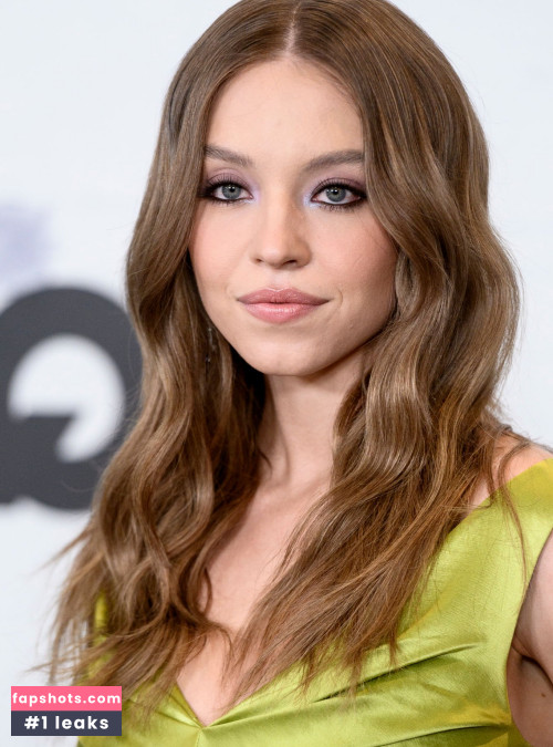 Sydney Sweeney gallery photo #5419
