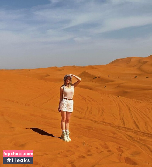 Sydney Sweeney gallery photo #5475