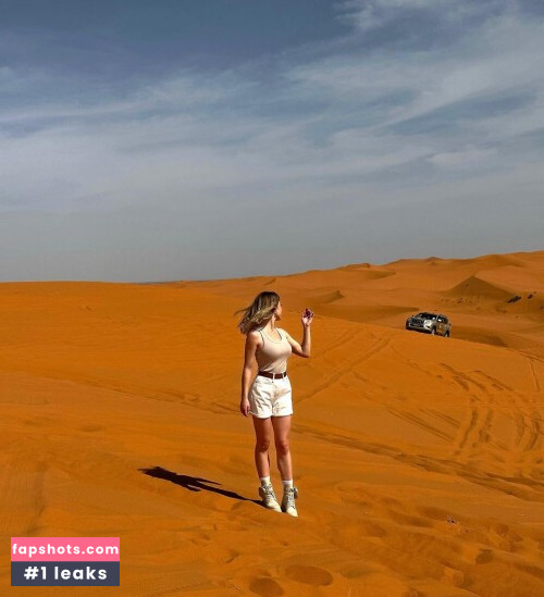 Sydney Sweeney gallery photo #5476