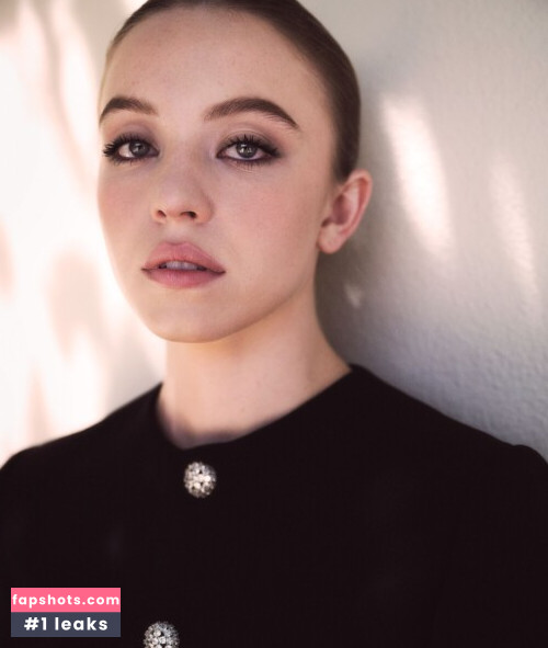 Sydney Sweeney gallery photo #5496