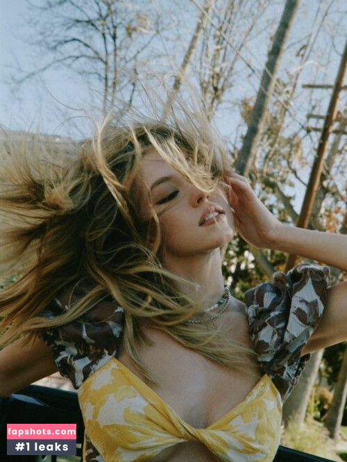 Sydney Sweeney gallery photo #5533
