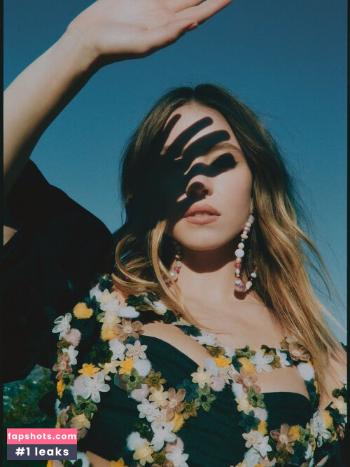 Sydney Sweeney gallery photo #5537