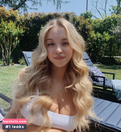 Sydney Sweeney gallery photo #5636
