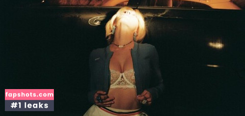 Sydney Sweeney gallery photo #5646