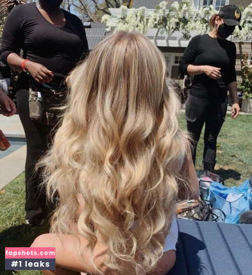 Sydney Sweeney gallery photo #5656