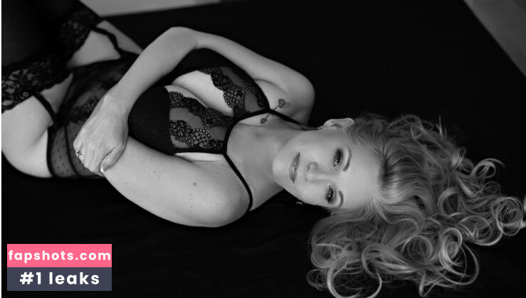 Sydney Sylver gallery photo #3