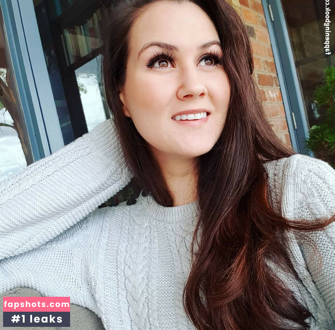 Sydney Watson gallery photo #15