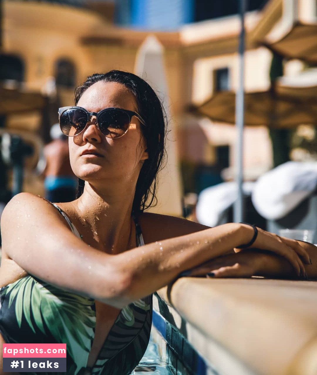 Sydney Watson gallery photo #16