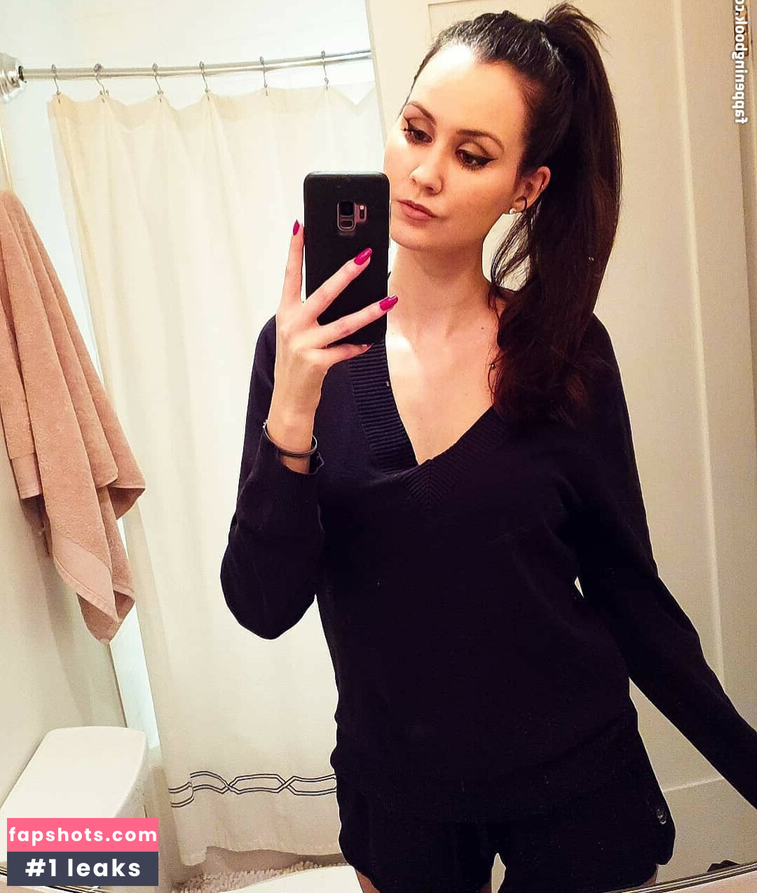 Sydney Watson gallery photo #21