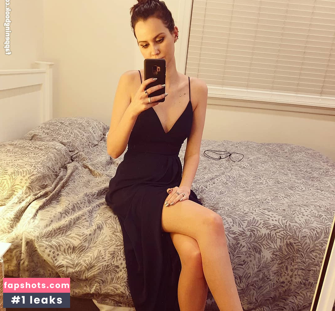 Sydney Watson gallery photo #38