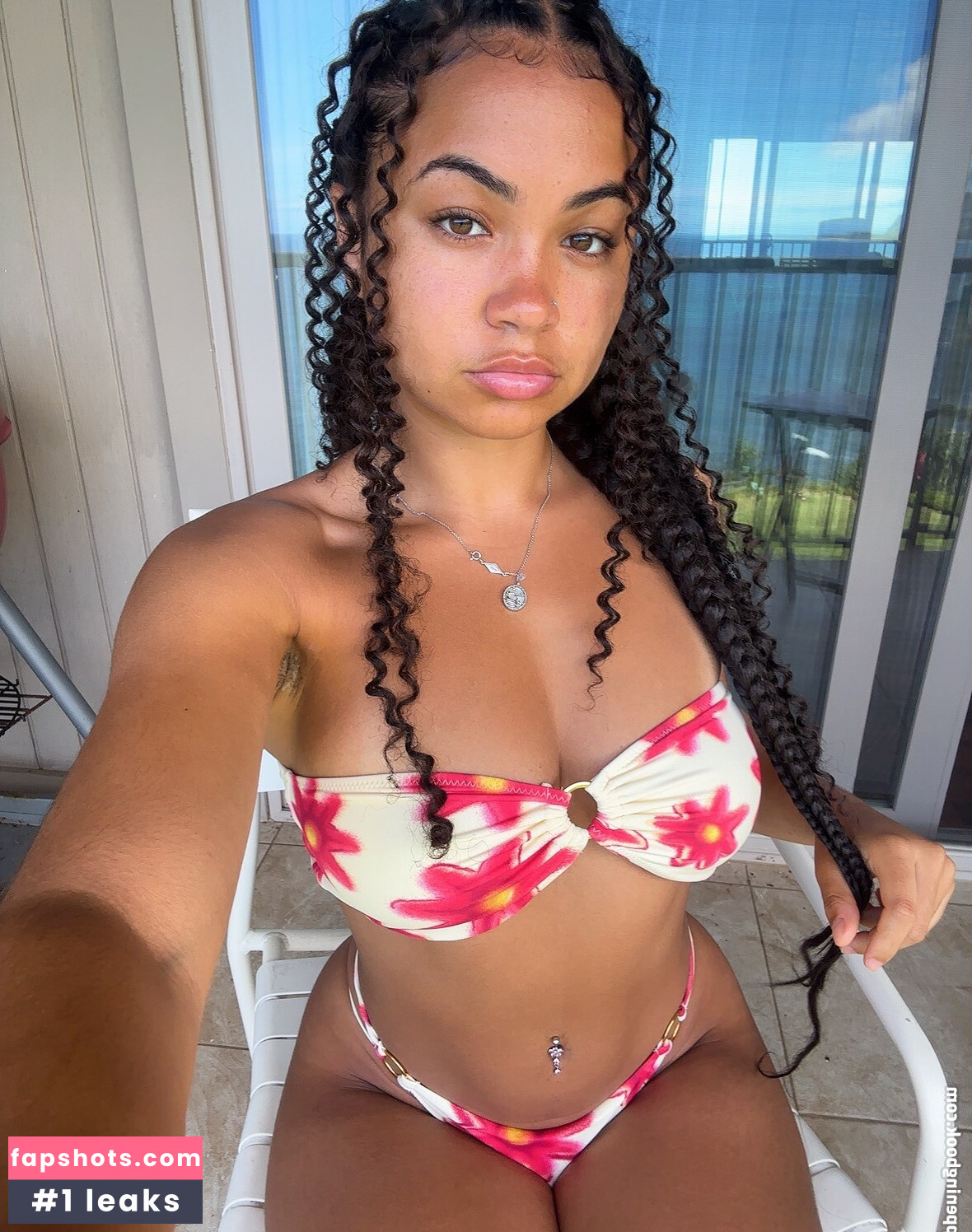 Sydney Williams gallery photo #8