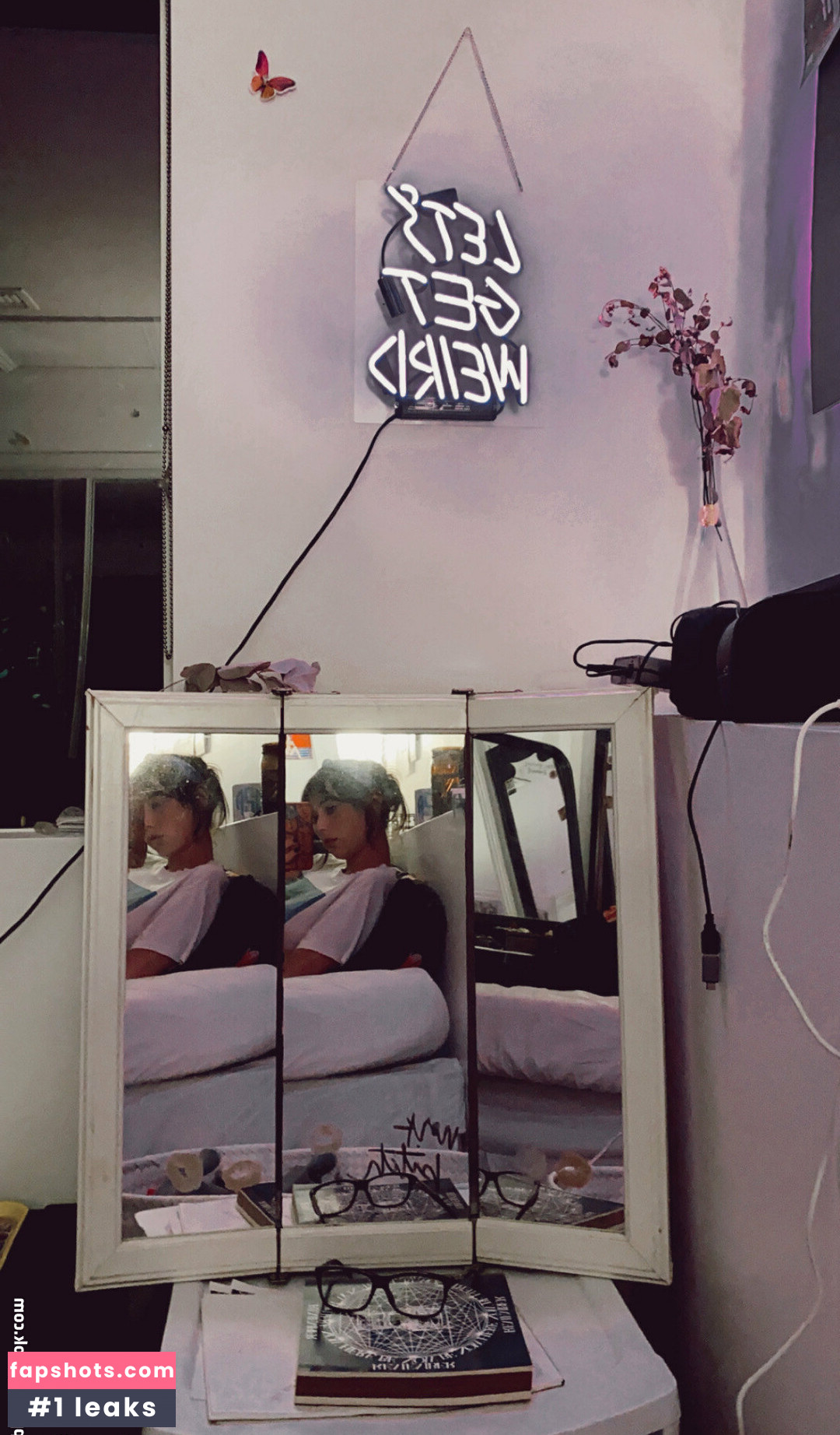 sydneylouisewilliams nude babe gallery