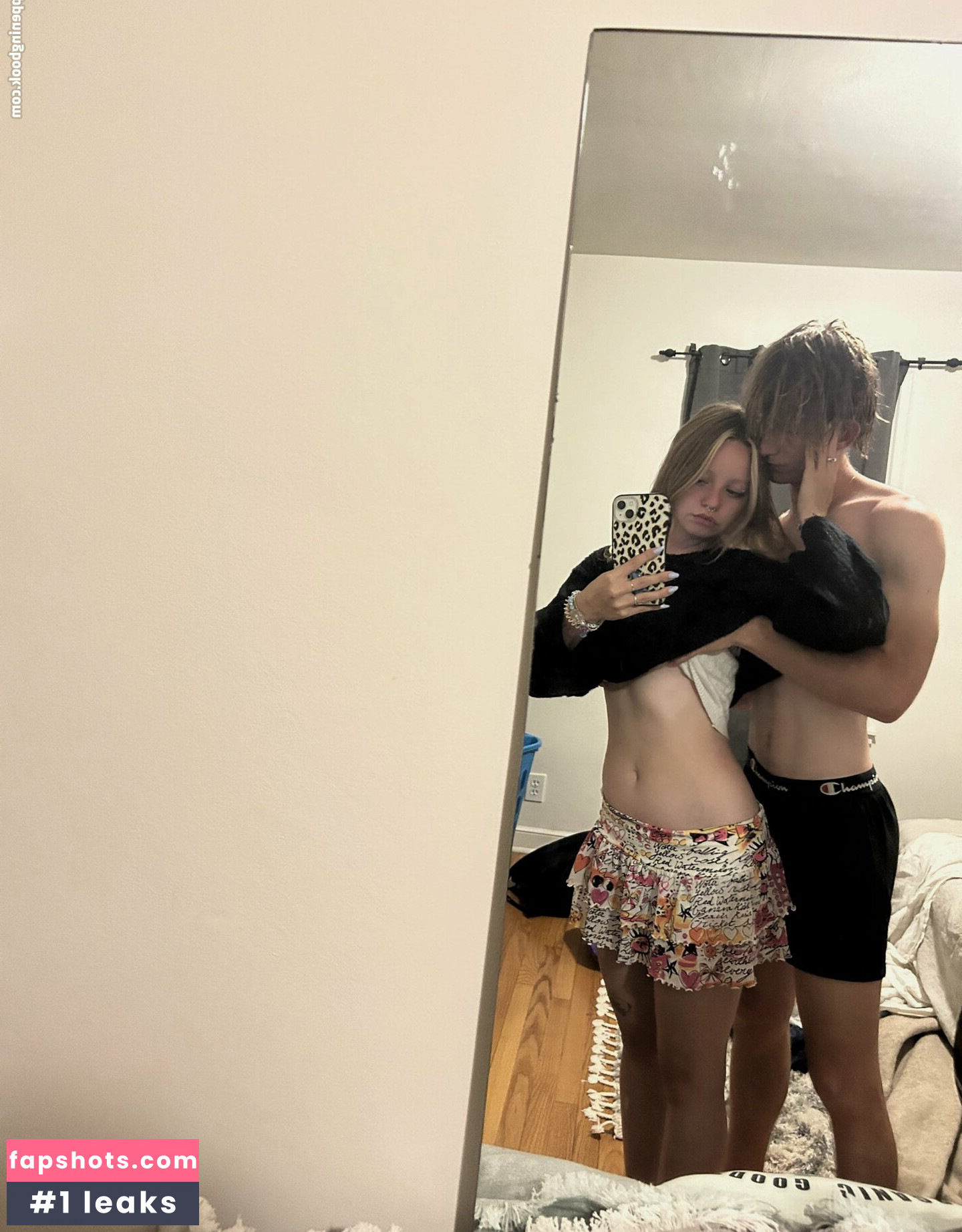 sydybecca nude babe gallery