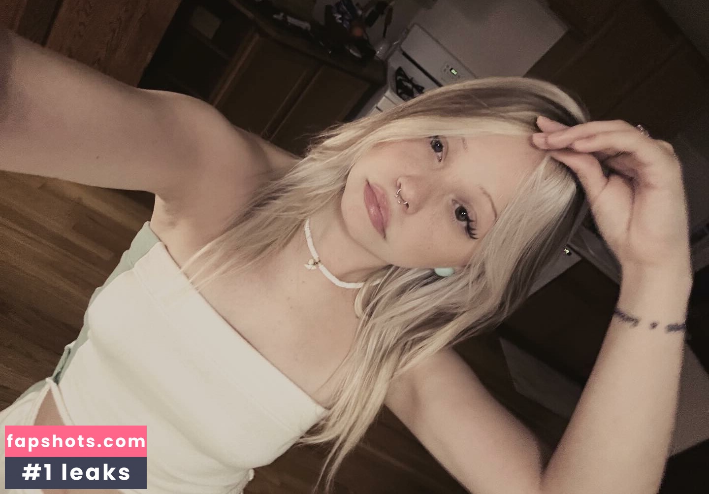 sydybecca gallery photo #3