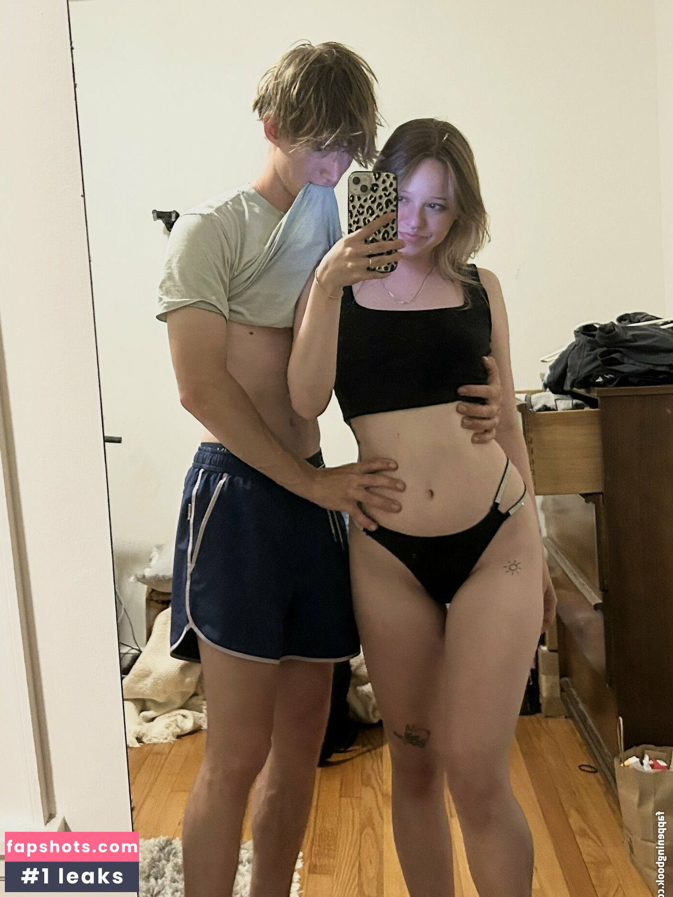 sydybecca gallery photo #4