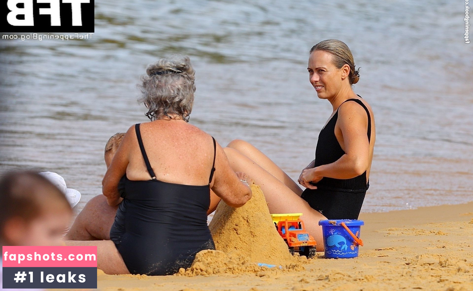 Sylvia Jeffreys Nahé úniky fotek pouze od fanoušků #48 - Fapshots