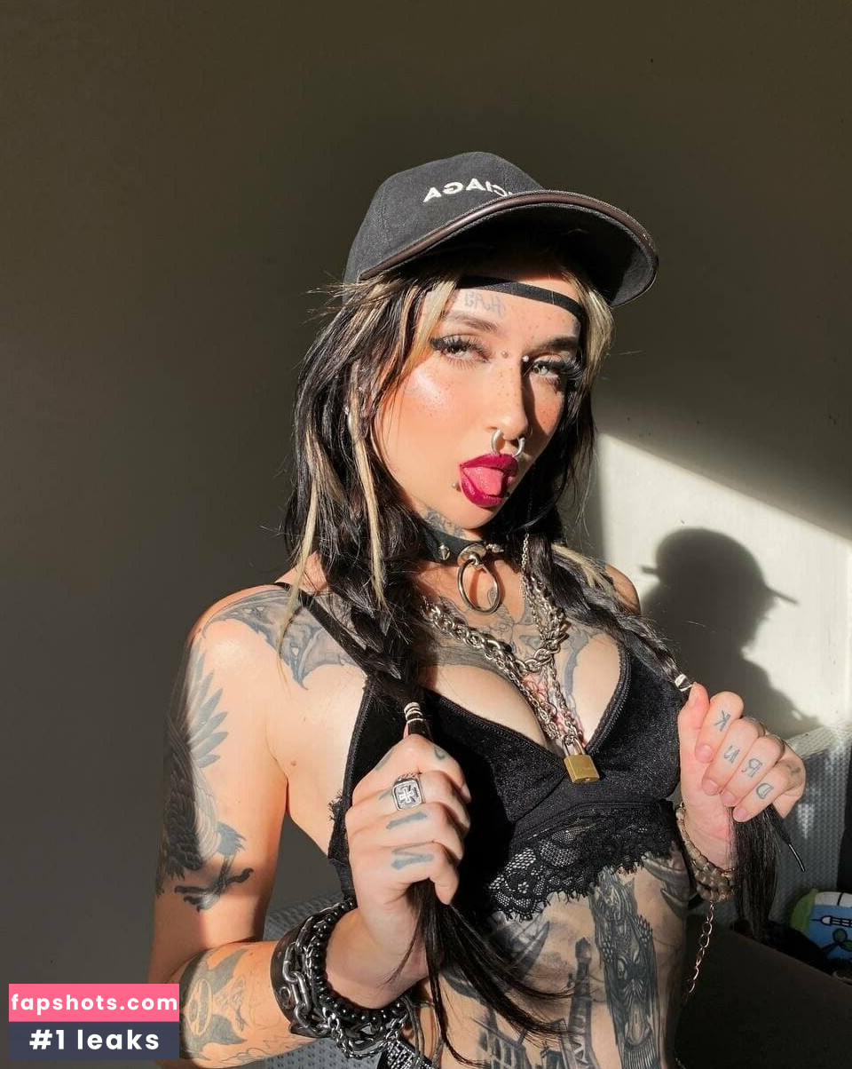 sylvia_morris gallery photo #4