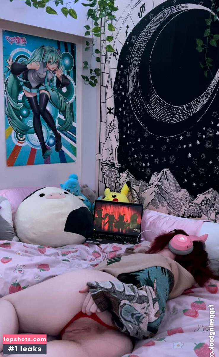 sylvieexo gallery photo #48