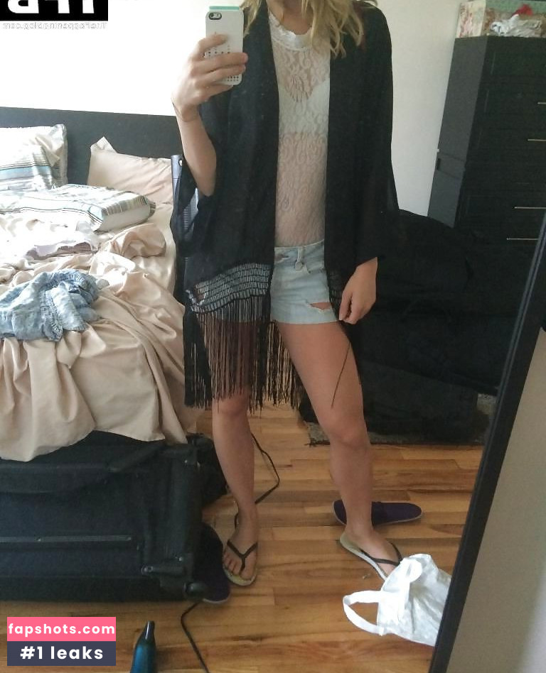 Symphony Howlett Filtración Desnuda OnlyFans Foto #8 - Fapshots