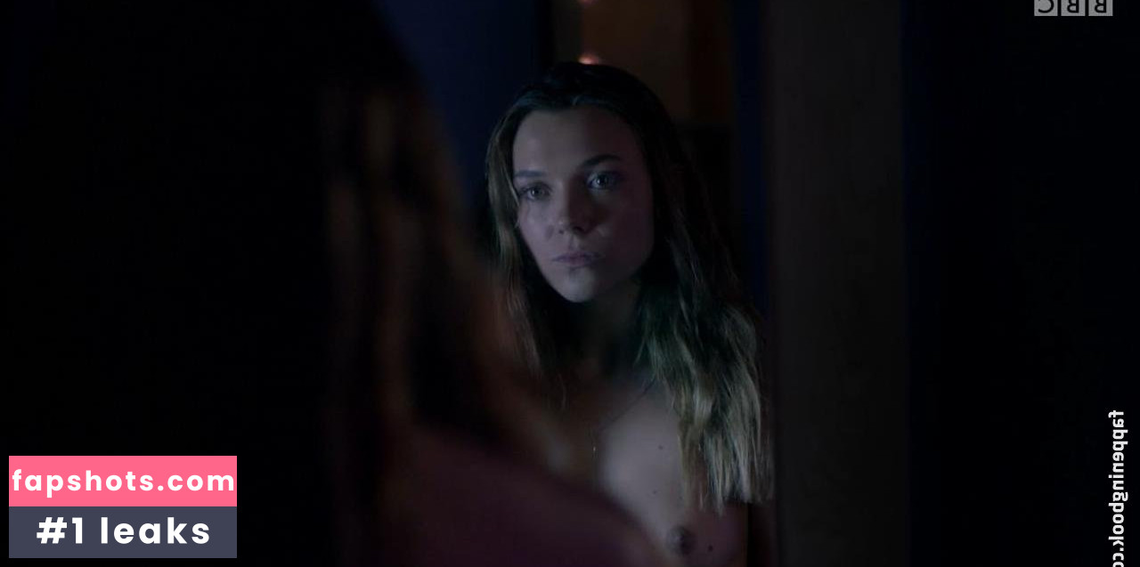 Synnove Karlsen gallery photo #32